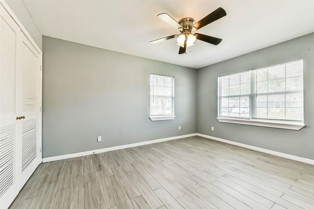 938 Vivian Avenue, Pasadena, TX 77506