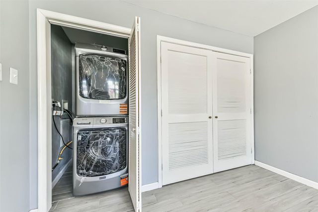 938 Vivian Avenue, Pasadena, TX 77506