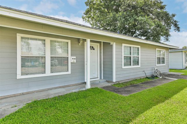 938 Vivian Avenue, Pasadena, TX 77506