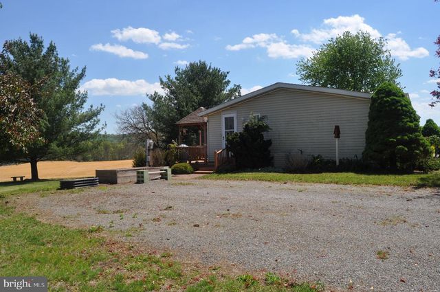 1283 ARMSTRONG VALLEY RD, Halifax, PA 17032