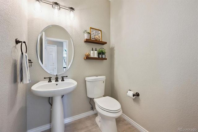 724 Imboden Road, Watkins, CO 80137
