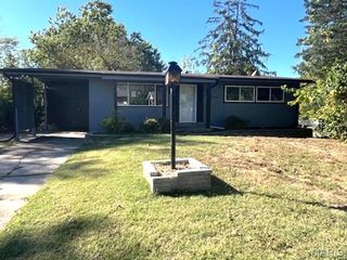 10201 Doane Drive, St Louis, MO 63136