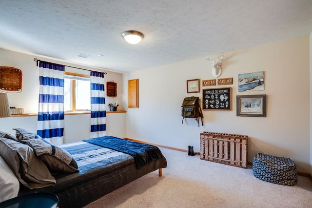 4860 N Wyndham Rd, Park City, KS 67219