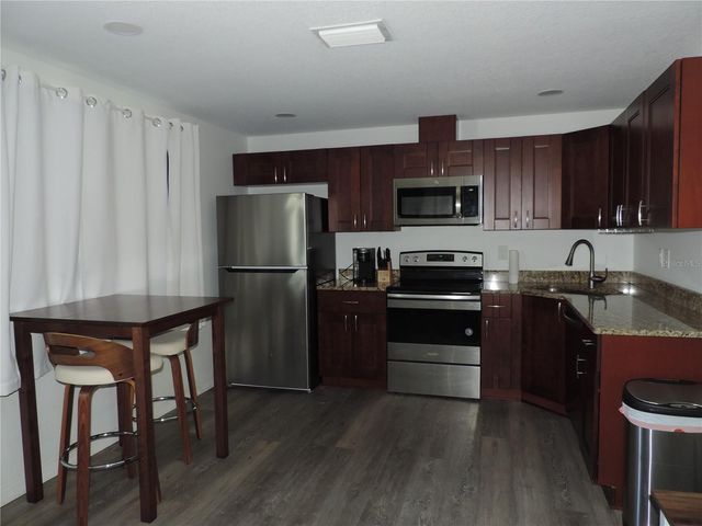 6422 PENNSYLVANIA AVENUE, New Port Richey, FL 34653