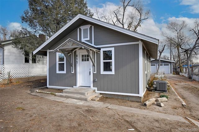 811 Swope Avenue, Colorado Springs, CO 80909