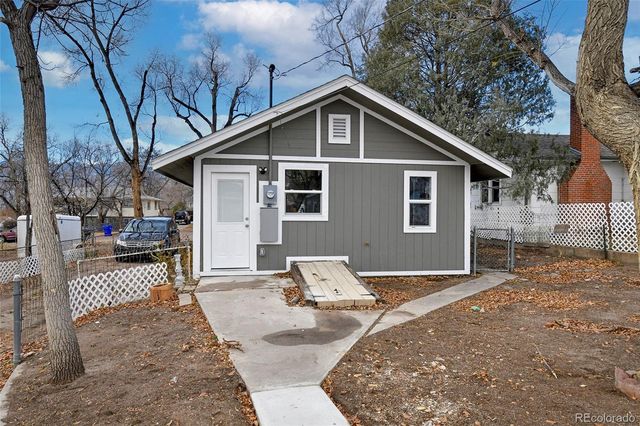 811 Swope Avenue, Colorado Springs, CO 80909