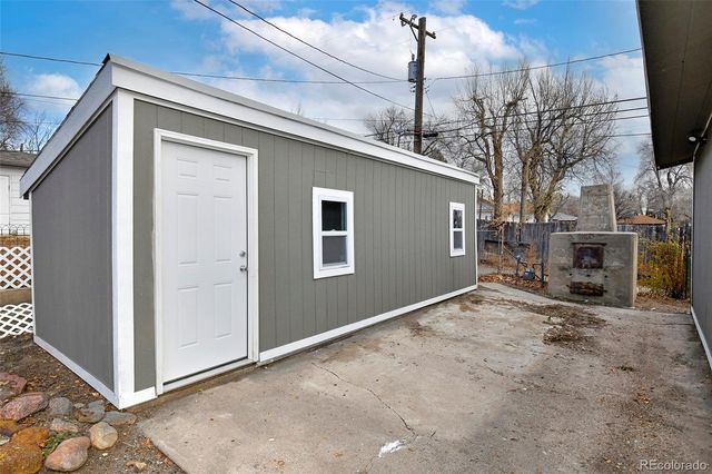 811 Swope Avenue, Colorado Springs, CO 80909