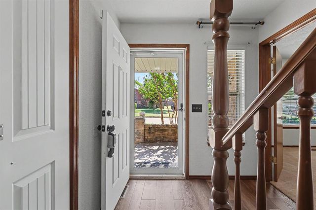 11605 Mackel Drive, Oklahoma City, OK 73170
