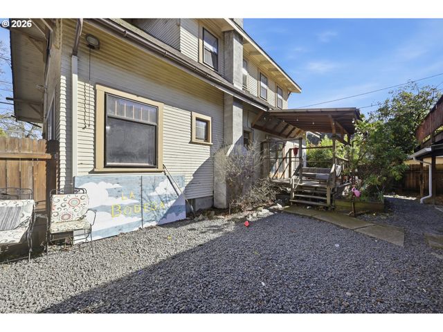 344 E 14TH Ave, Eugene, OR 97401