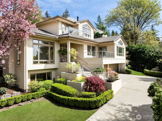 8144 W Mercer Way, Mercer Island, WA 98040