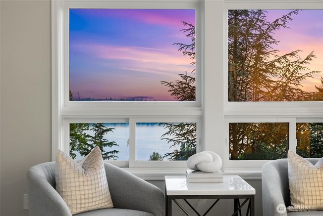 8144 W Mercer Way, Mercer Island, WA 98040