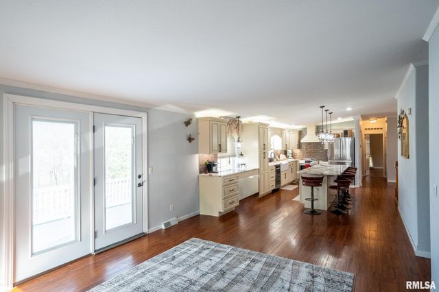 12451 Dahmer Way, Carterville, IL 62918