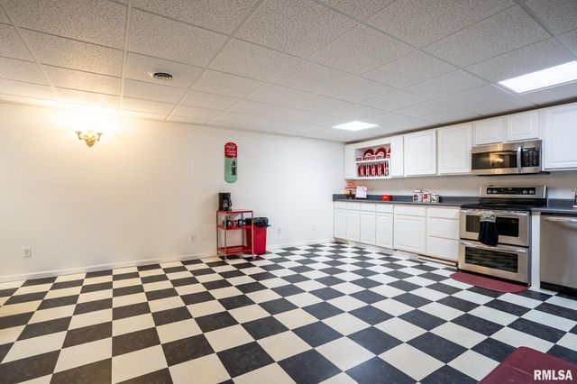 12451 Dahmer Way, Carterville, IL 62918