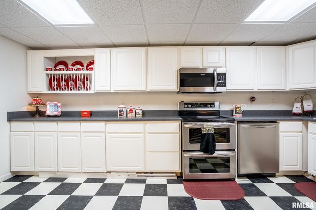 12451 Dahmer Way, Carterville, IL 62918