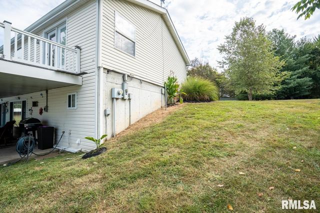 12451 Dahmer Way, Carterville, IL 62918