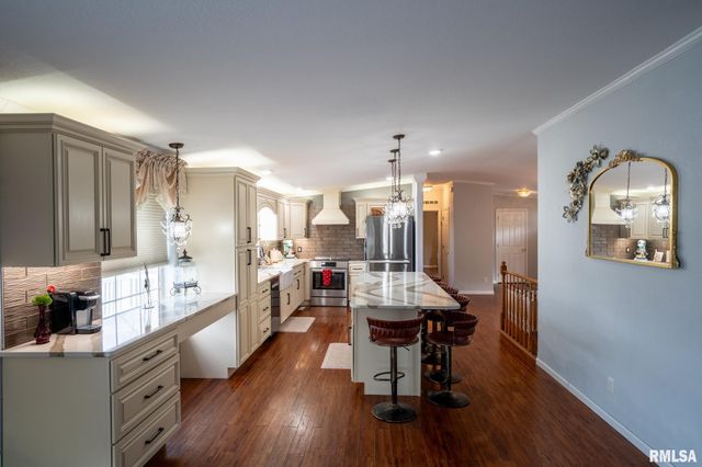 12451 Dahmer Way, Carterville, IL 62918