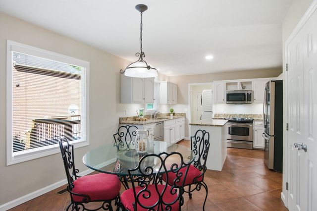 203 Dogwood Ln, Smyrna, TN 37167