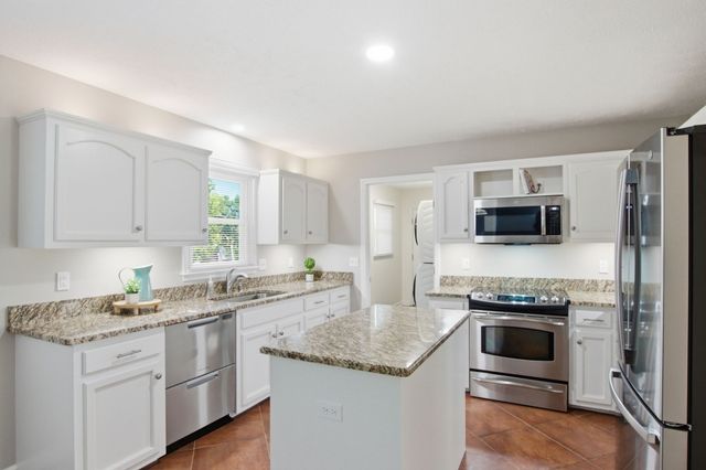 203 Dogwood Ln, Smyrna, TN 37167