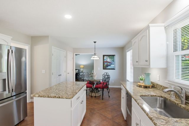 203 Dogwood Ln, Smyrna, TN 37167
