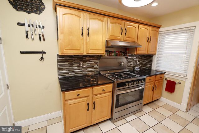 7206 SPRUCE ST, Upper Darby, PA 19082