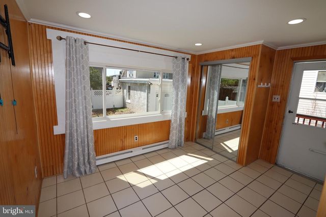 7206 SPRUCE ST, Upper Darby, PA 19082