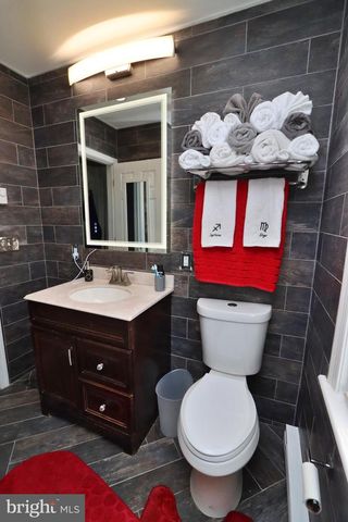 7206 SPRUCE ST, Upper Darby, PA 19082