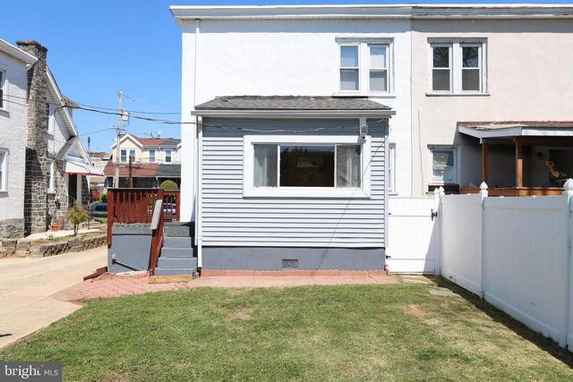 7206 SPRUCE ST, Upper Darby, PA 19082