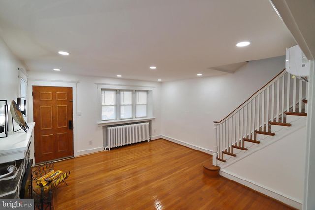 7206 SPRUCE ST, Upper Darby, PA 19082