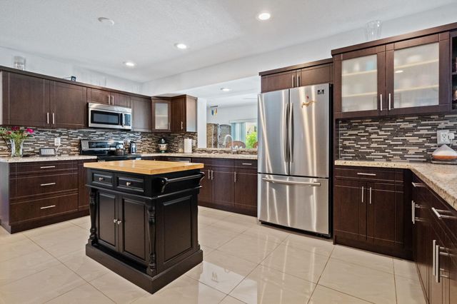 4921 Jackson Street, Hollywood, FL 33021