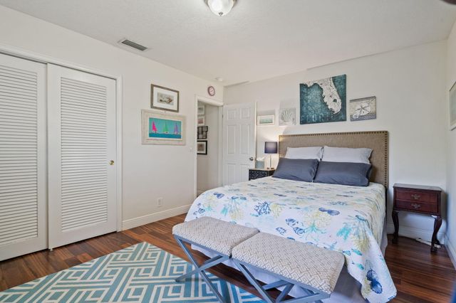 4921 Jackson Street, Hollywood, FL 33021