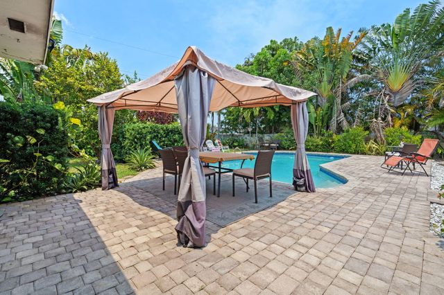 4921 Jackson Street, Hollywood, FL 33021