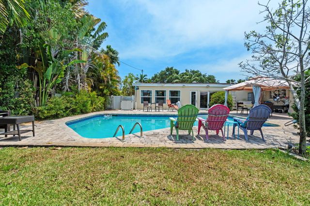 4921 Jackson Street, Hollywood, FL 33021