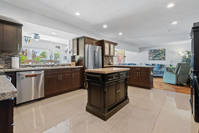 4921 Jackson Street, Hollywood, FL 33021