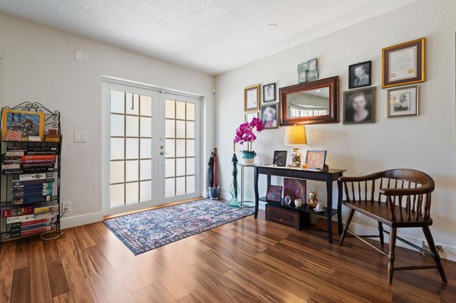 4921 Jackson Street, Hollywood, FL 33021
