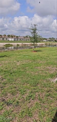 9124 Aegean CIR, Lehigh Acres, FL 33936