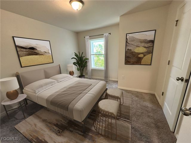 9124 Aegean CIR, Lehigh Acres, FL 33936