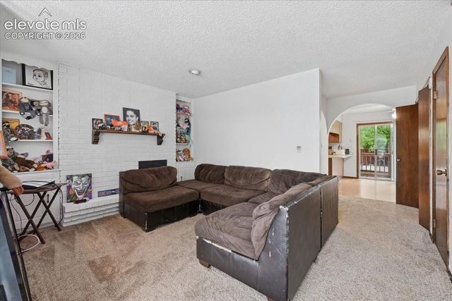 724-726 Pioneer Lane, Colorado Springs, CO 80904