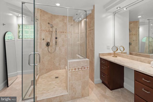 7506 JUMPING HORSE LN, Fairfax Station, VA 22039