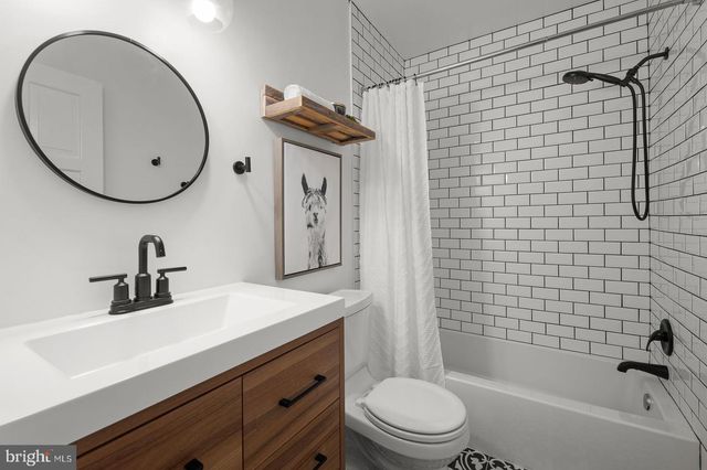 7506 JUMPING HORSE LN, Fairfax Station, VA 22039