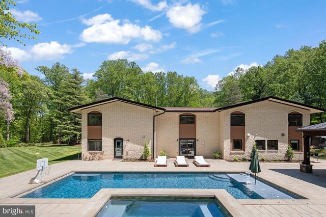 7506 JUMPING HORSE LN, Fairfax Station, VA 22039