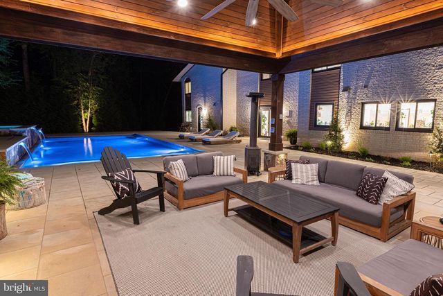 7506 JUMPING HORSE LN, Fairfax Station, VA 22039