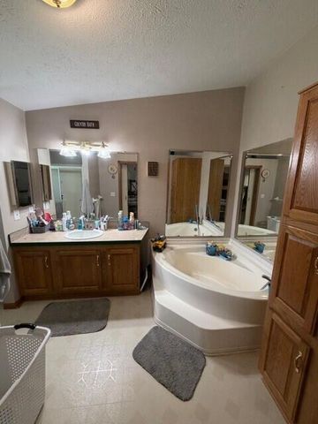 570 Crestrose Court, Howard, OH 43028