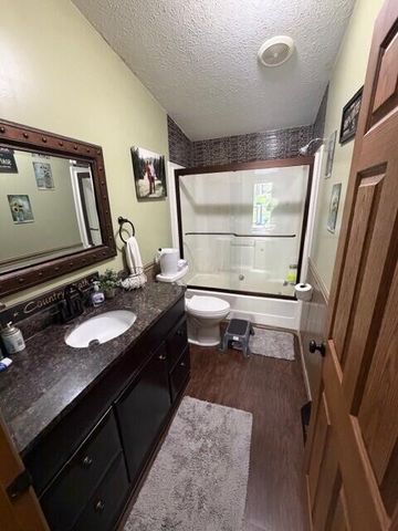 570 Crestrose Court, Howard, OH 43028