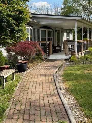 570 Crestrose Court, Howard, OH 43028