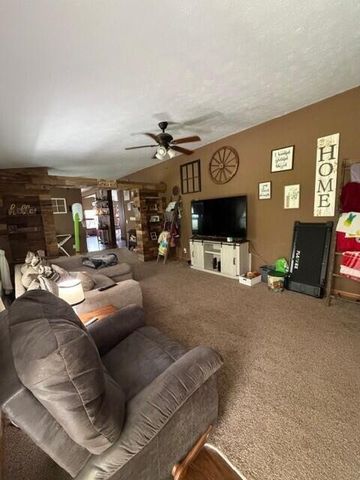 570 Crestrose Court, Howard, OH 43028
