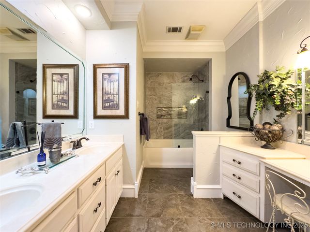 907 Briarwood Place, Durant, OK 74701