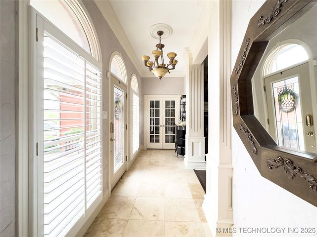 907 Briarwood Place, Durant, OK 74701