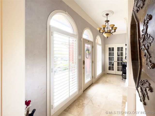907 Briarwood Place, Durant, OK 74701