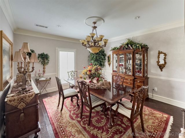 907 Briarwood Place, Durant, OK 74701