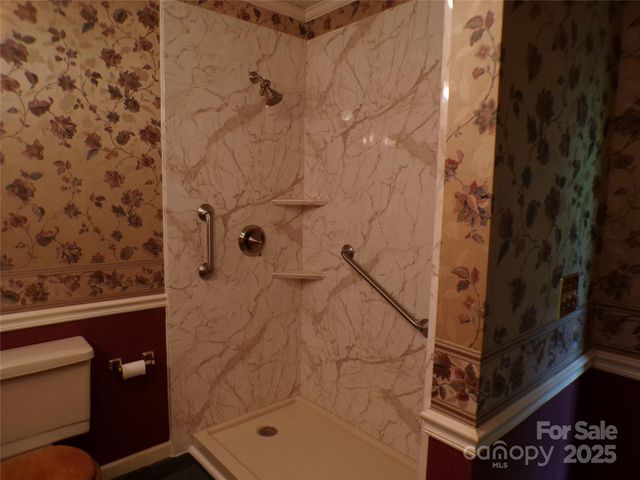 78 Mountain View Estate Road, Hendersonville, NC 28739